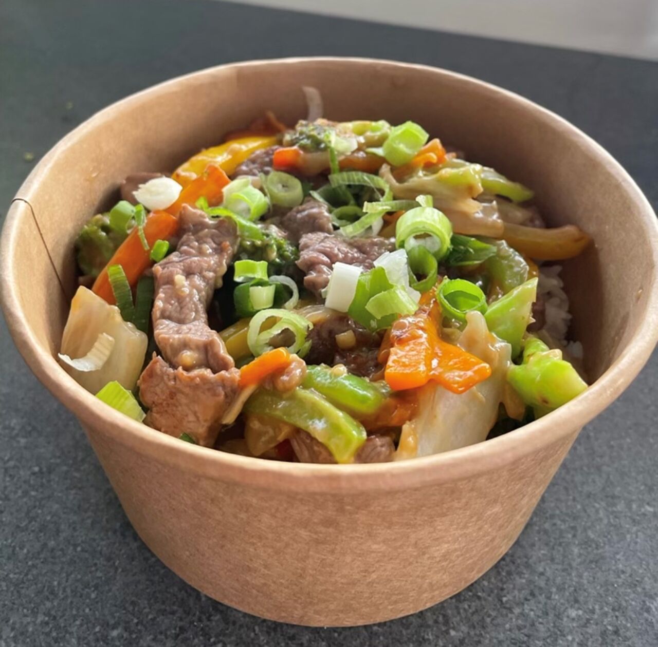 Bœuf aux légumes 12.90€