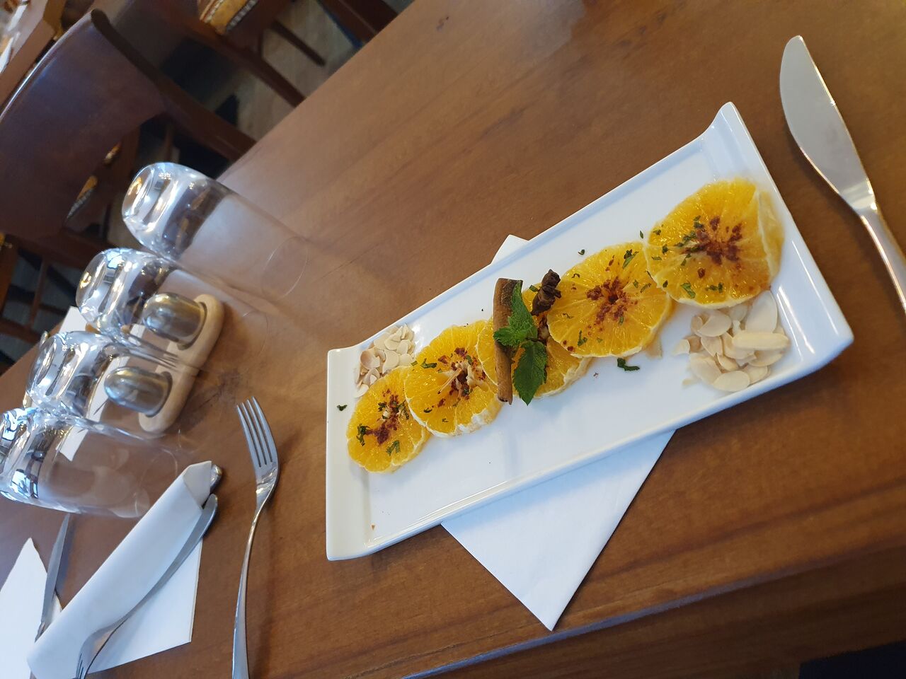 Orange a la cannelle et eau de fleur d'oranger