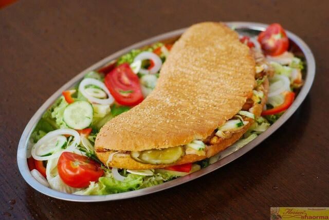 Sandwich Snitel de Pui