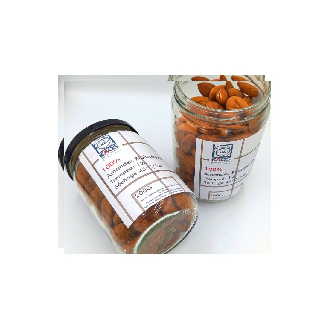 Amandes et noisettes bio trempées et déshydratées 