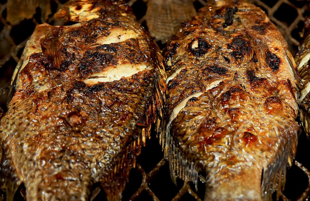 Deux poissons braisé 20€