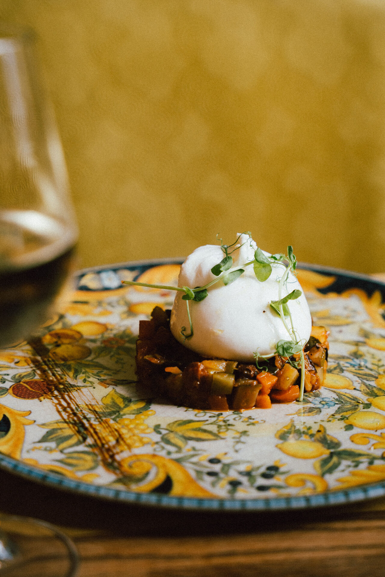 Burrata con caponata