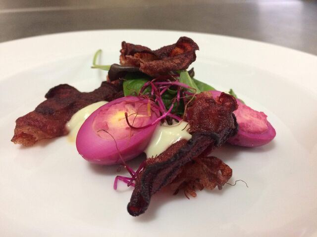 Ovo de Cordoniz em pickle de Beterraba - New Years 17/18