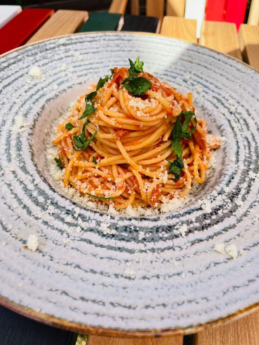 Spaghete Bologneze 