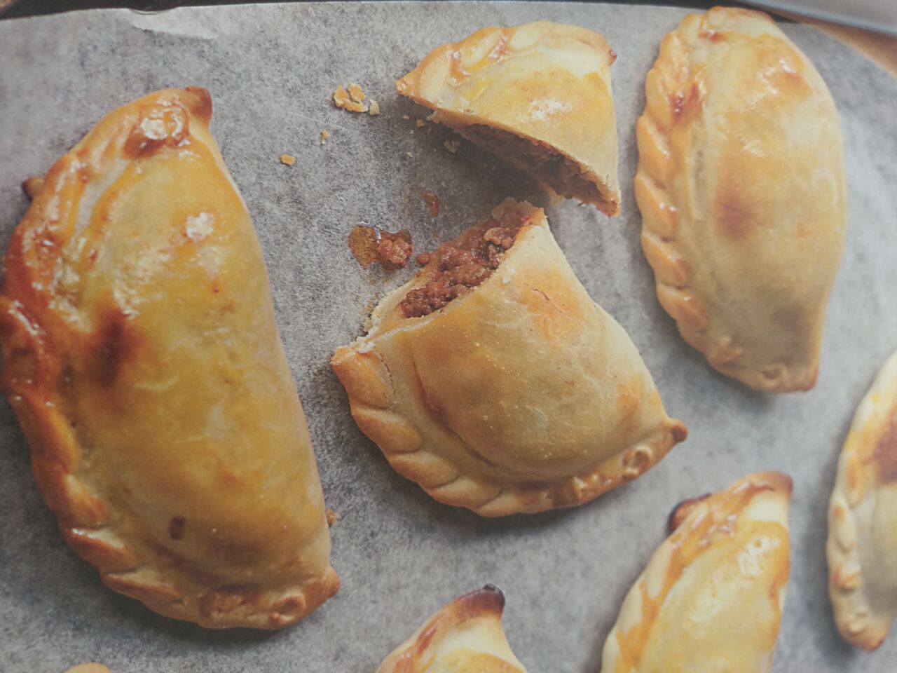 Boeuf
Boeuf hache, Oignion, Oeuf, Olives.