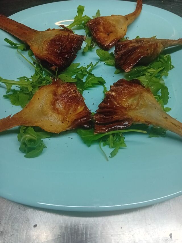 Mezzi Carciofi alla Giudia