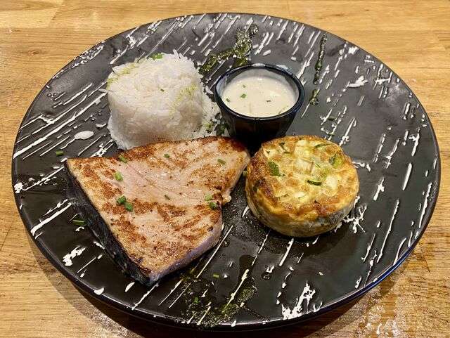 Espadon sauce citronnée 