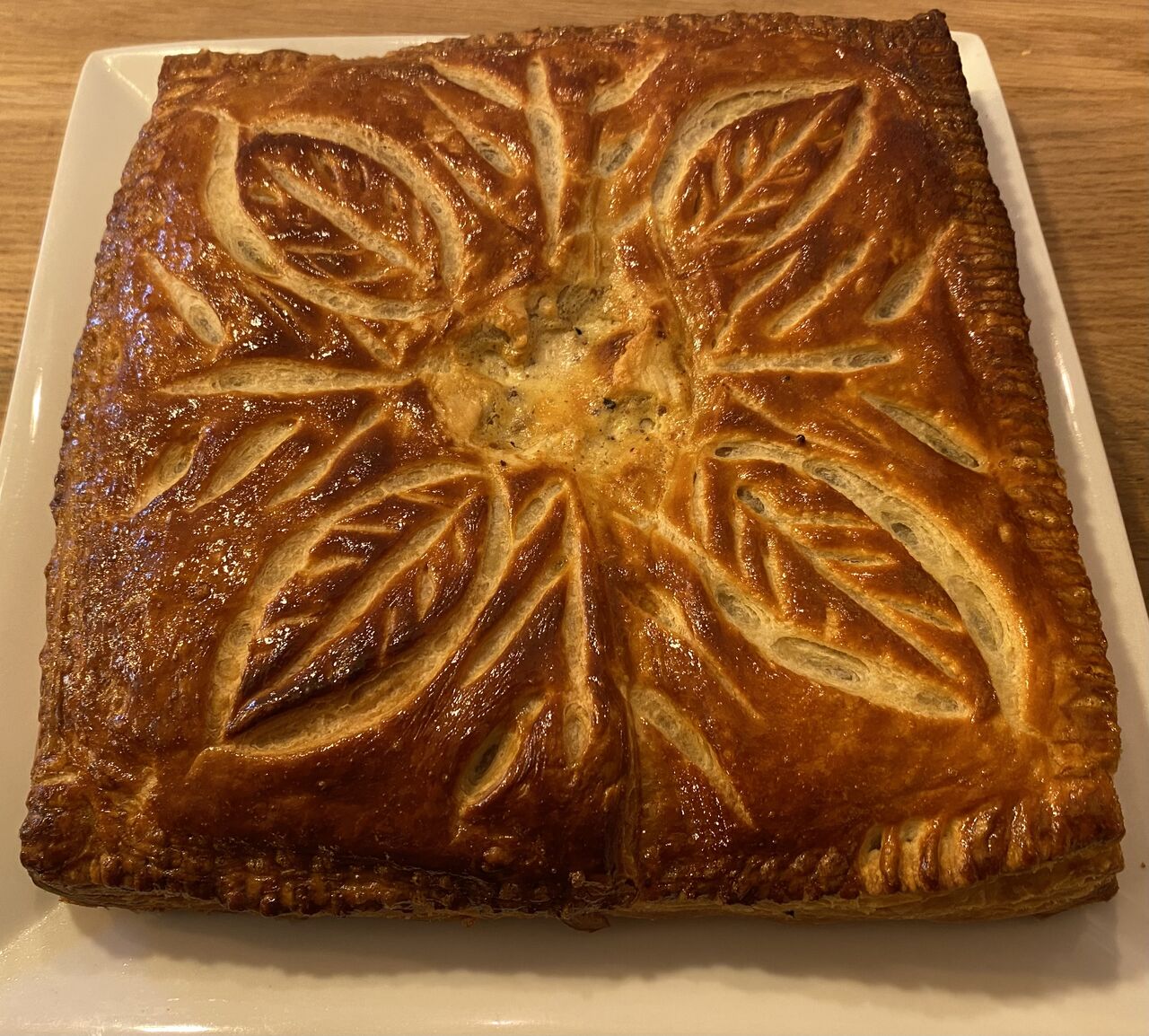 Tourte viande marinée et trompette de la mort 