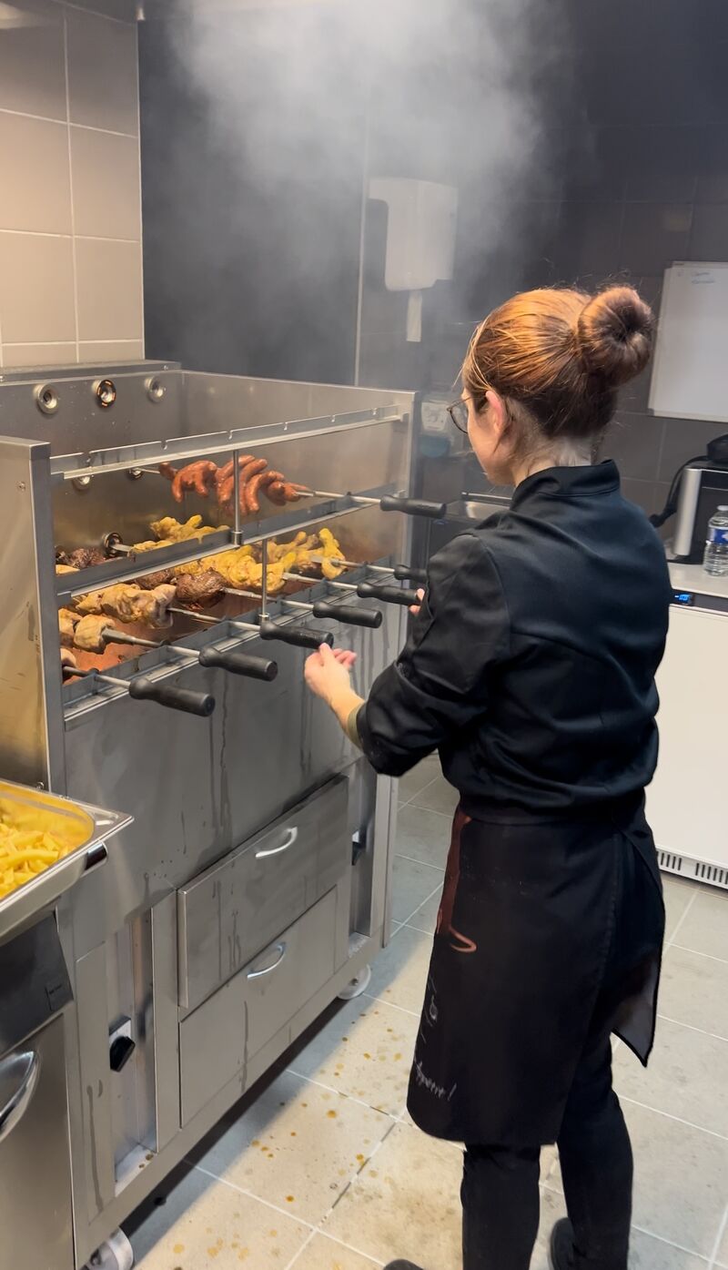 Notre cheffe Emeline aux fourneaux!