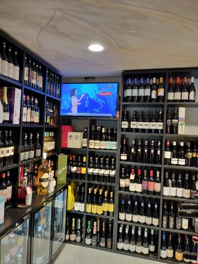 VENDITA VINO ASPORTO