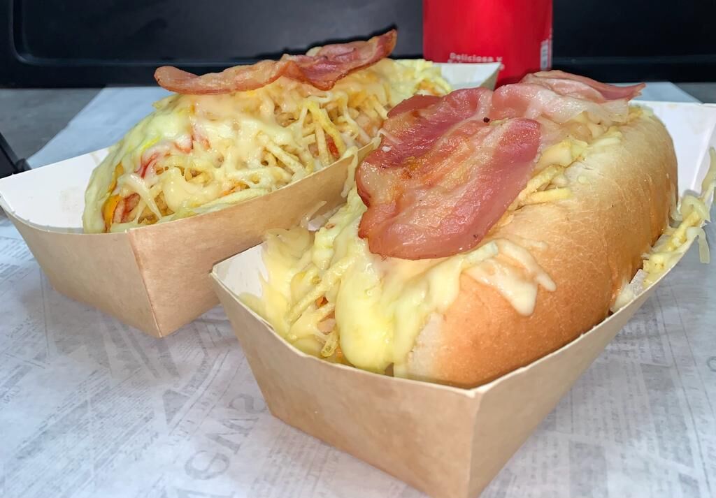 Combo de 2 Perros Especiales + Bebida