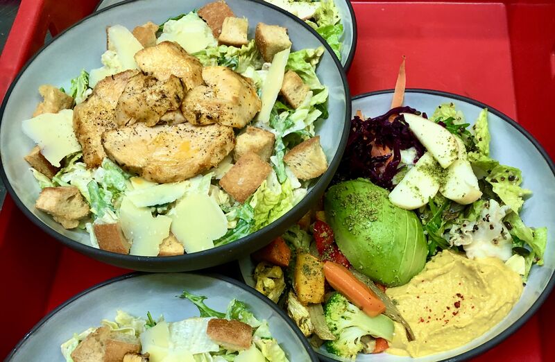 lunch plates to go