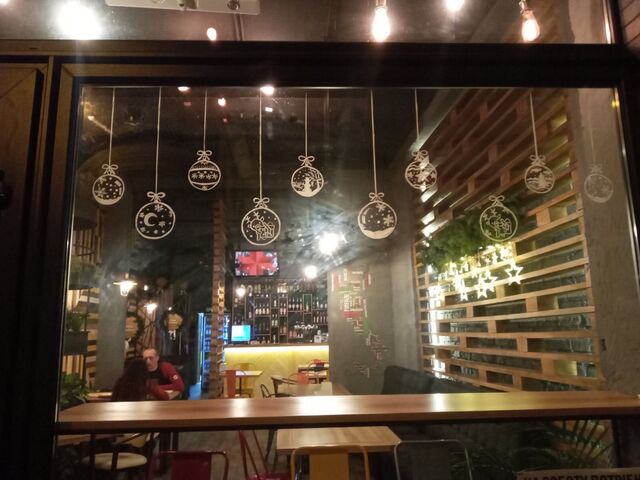 Новорічна Pizza Roma вул. С. Бандери, 14