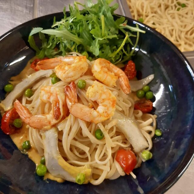 Linguine aux gambas et petits légumes