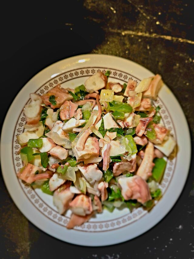 Tentacle salad