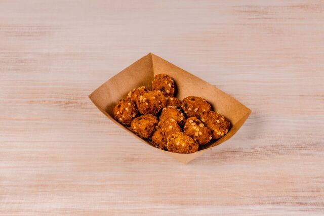 Növényi csirke ízű falatok (12db)