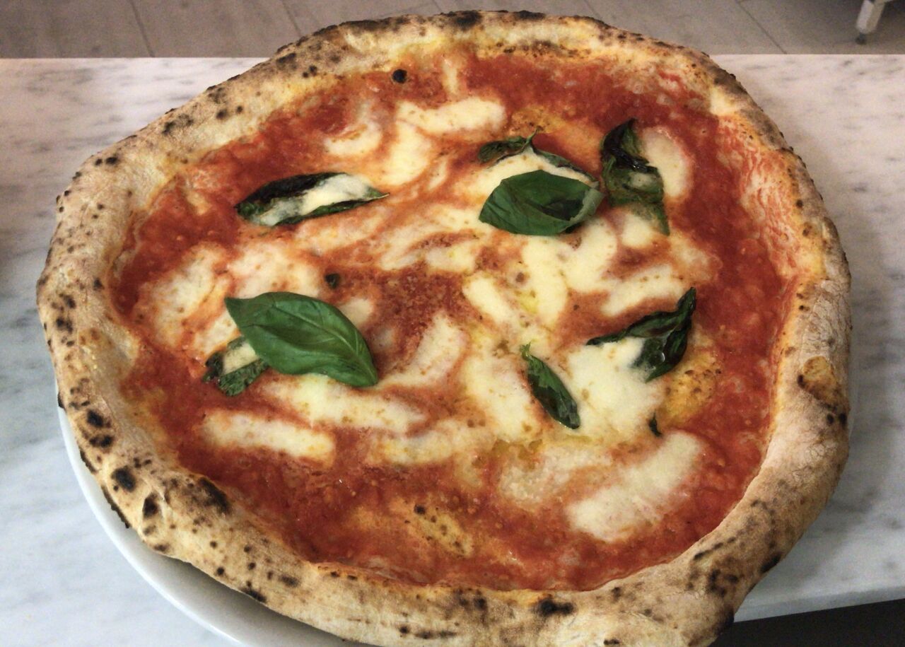 Pizza margherita 