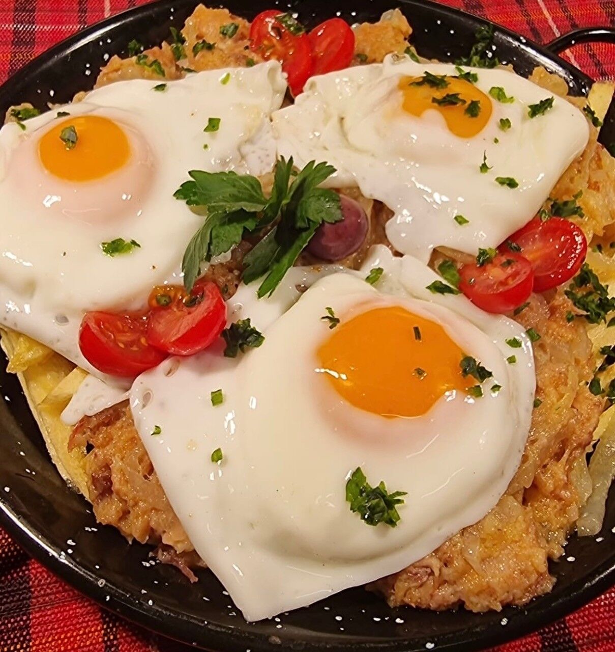 Ovos Rotos com Alheira