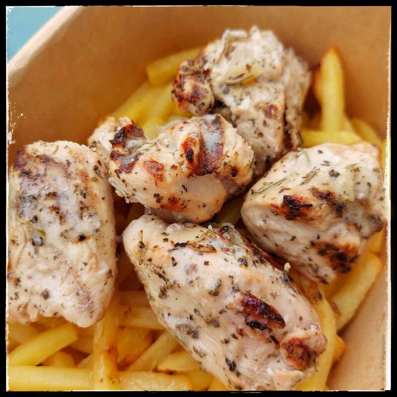 Poulet grillé mariné au thym et citron