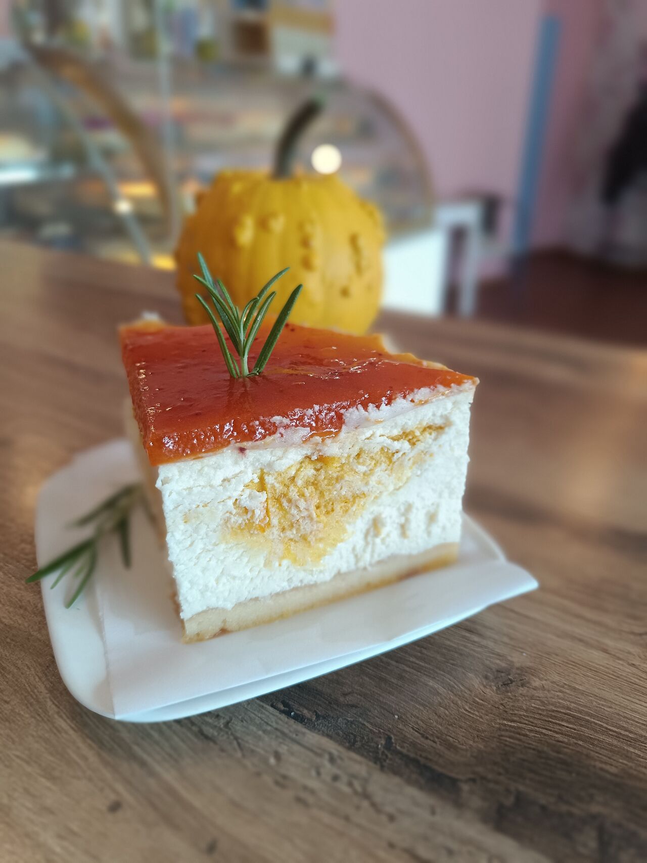 Sernik pomarańczowy z dynią 