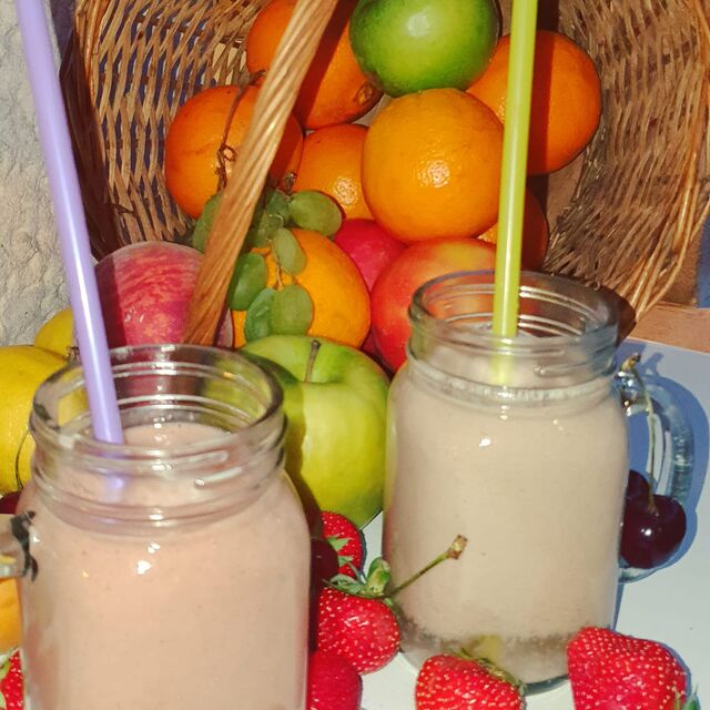 Kada nemate vremena, ali želite zdravo započet dan tu su smoothiji ! ?? ??