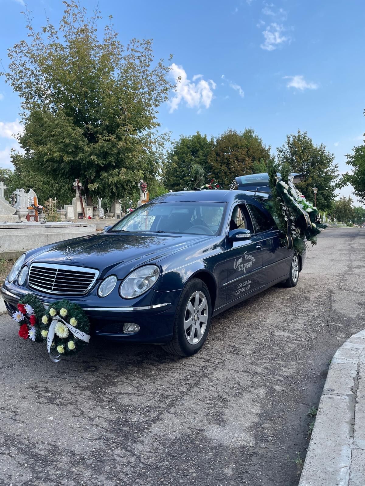 Auto speciale funerare