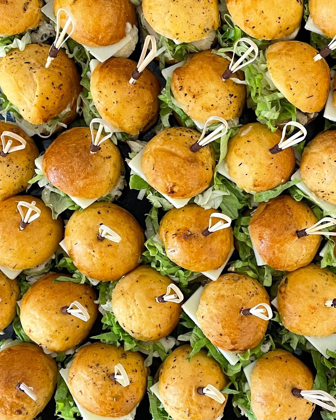 Buns garnis façon salade César