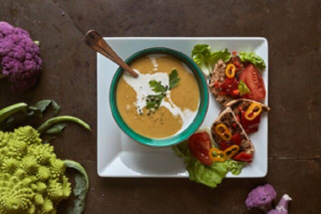 Velouté de de lentilles coraillles ...etc