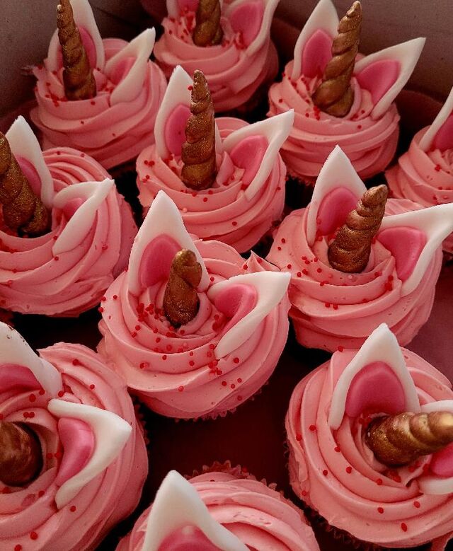 Unicorn cupcakes