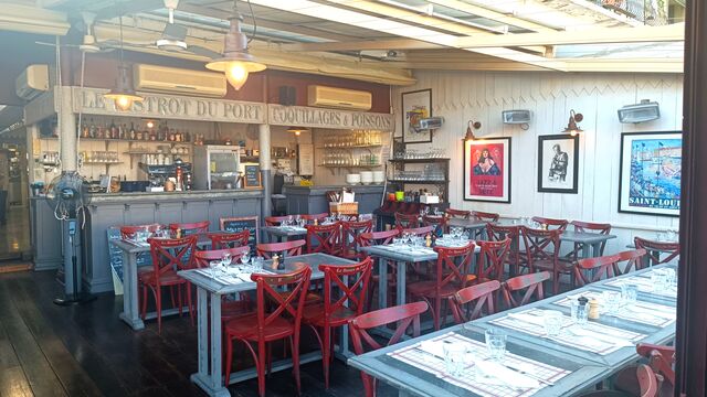 Vue de la salle de devant