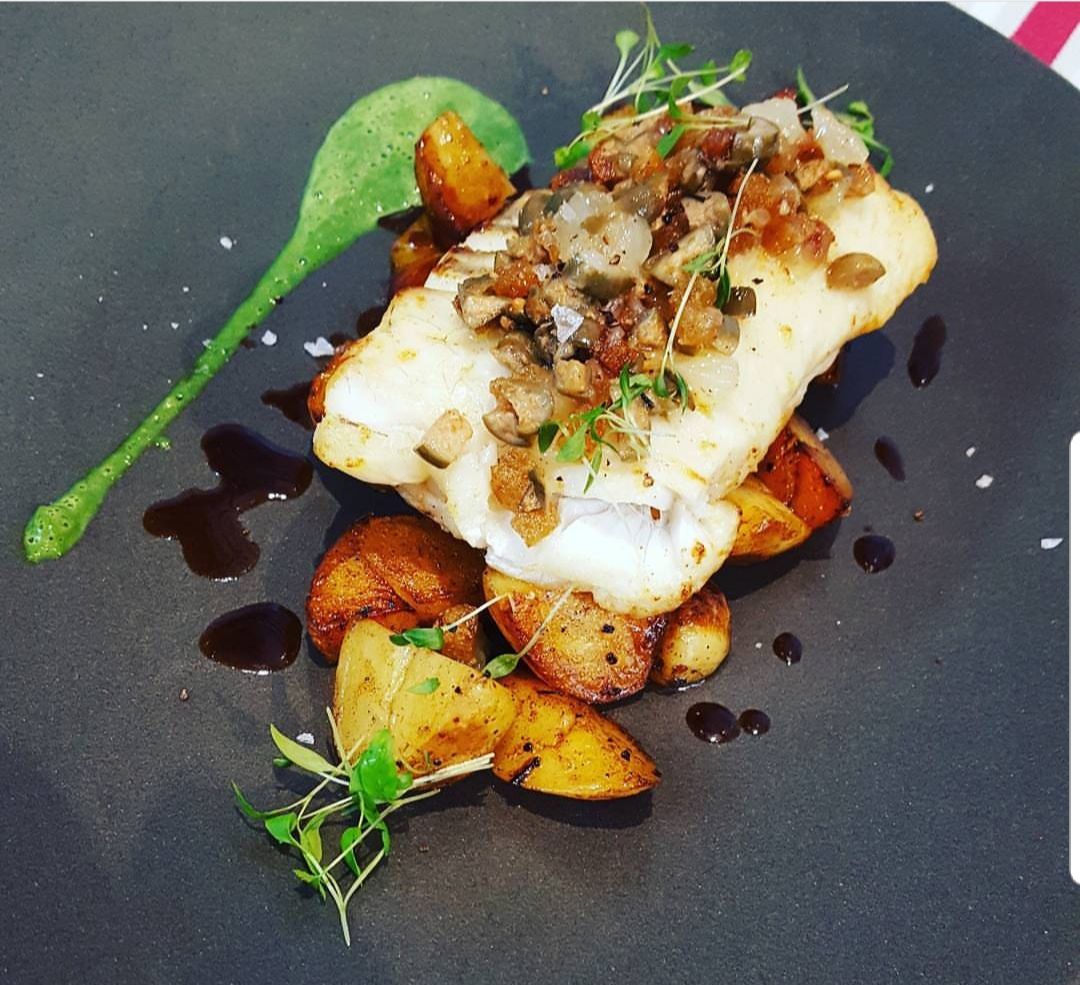 TURBOT DE BRETAGNE / GRENOBLOISE / ÉMULSION DE PERSIL