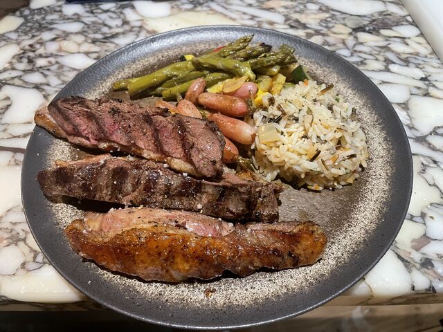 MAGRET DE CANARD GRILLÉ AU FEU DE BOIS