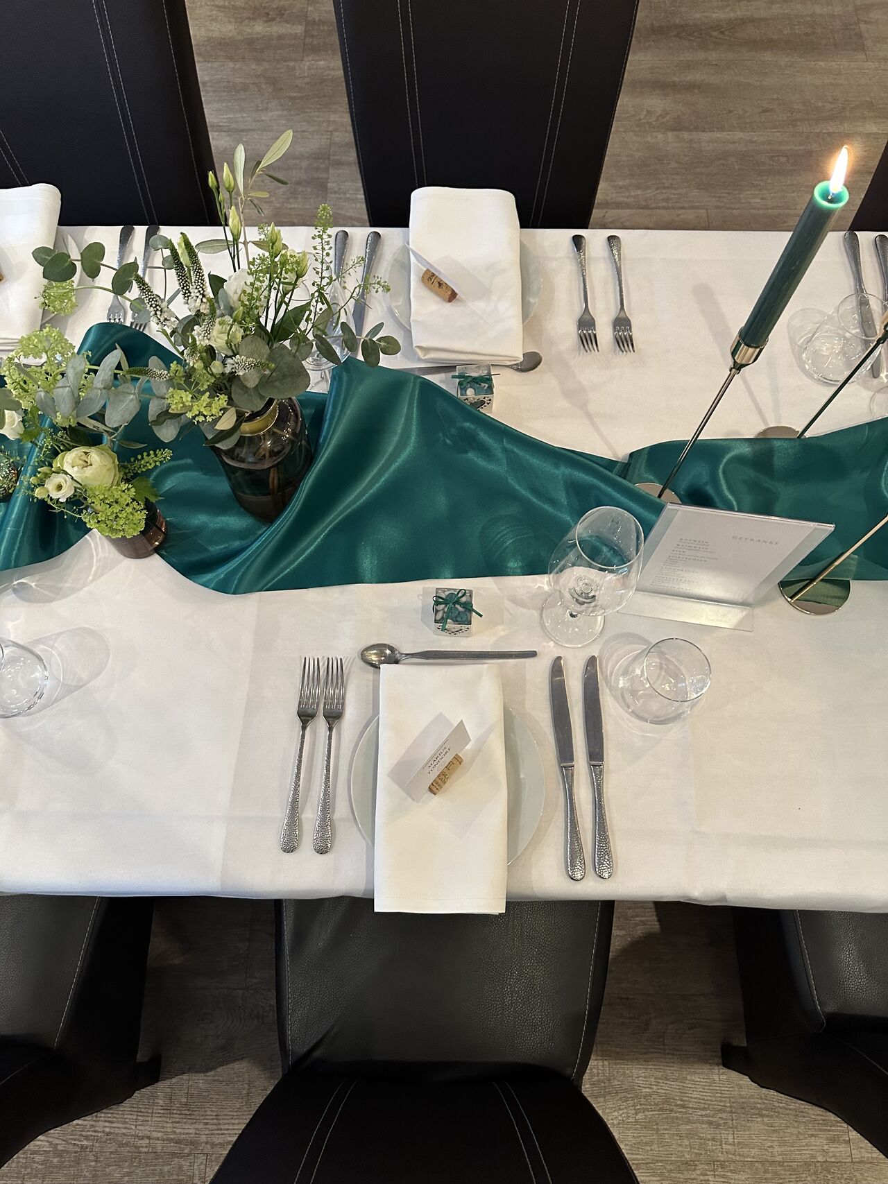 Individuelle Hochzeits-Tischdekoration