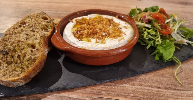 Camembert au four 