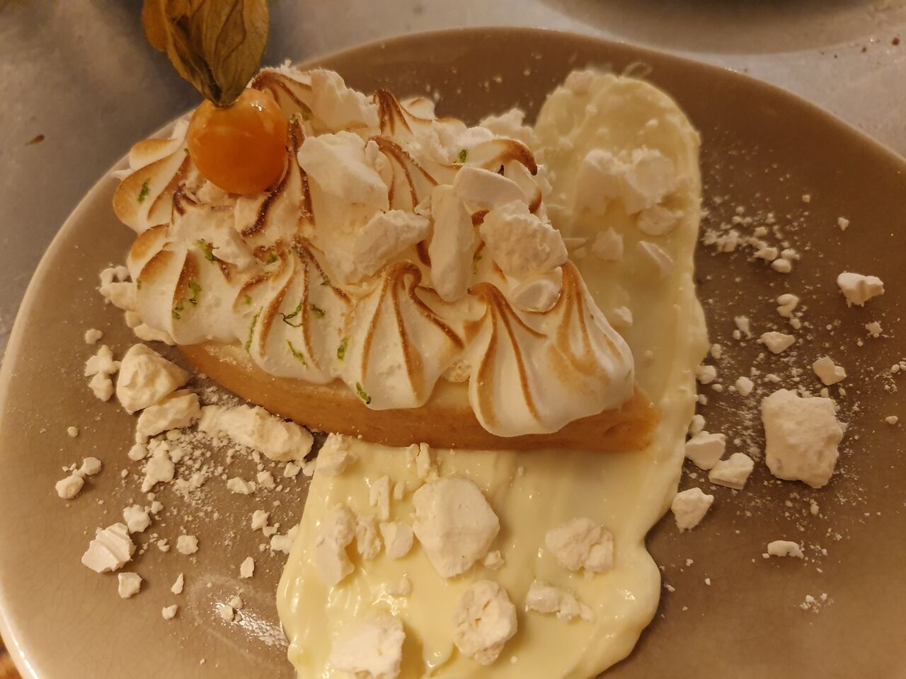 Tarte citron meringuée et manalaka de citron vert
