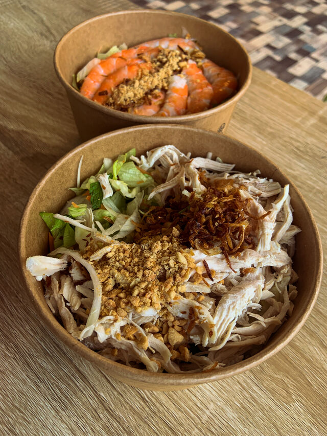 salades poulet et crevette