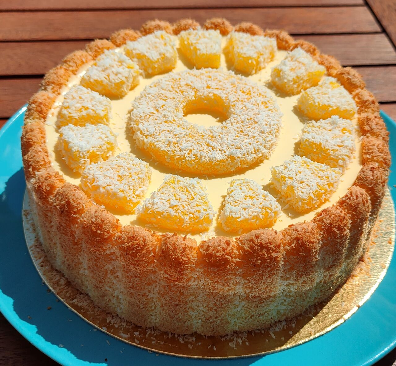 Charlotte ananas - coco (mousse bavaroise au lait de coco)