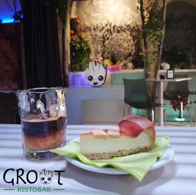 Caffè leccese (caffè, ghiaccio e latte di
mandorla)+crostata= merenda perfetta