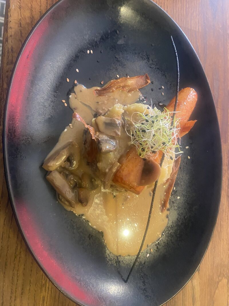 Parmentier de canard, sauce champignons 