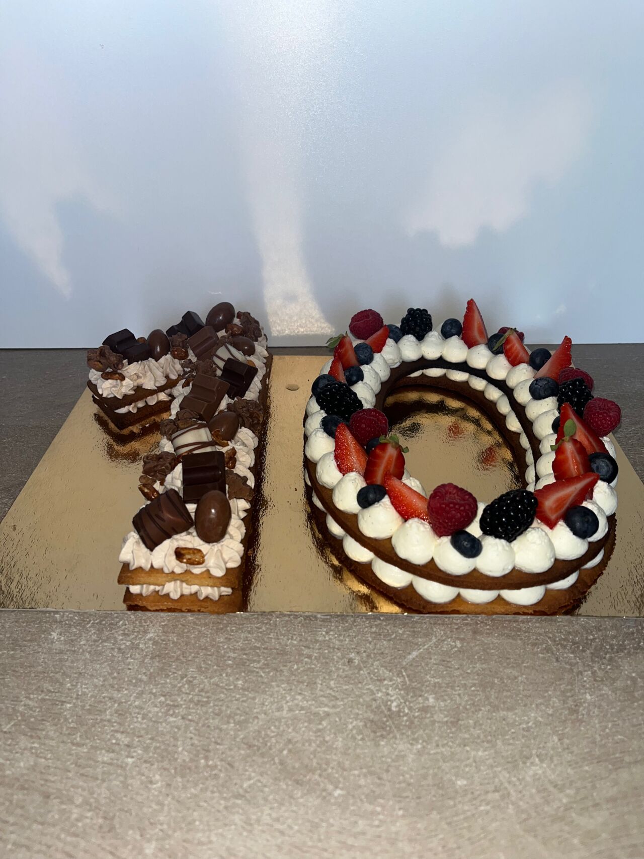 Number cake chocolat et fruits