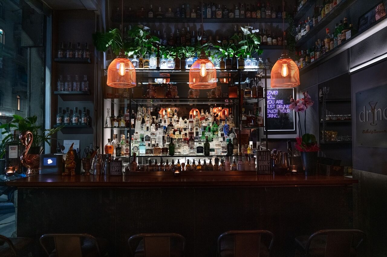 DRINC. COCKTAIL & CONVERSATION