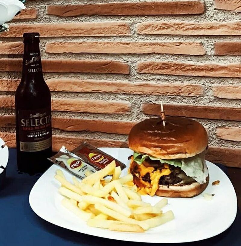 Hamburguesa AvioParc 