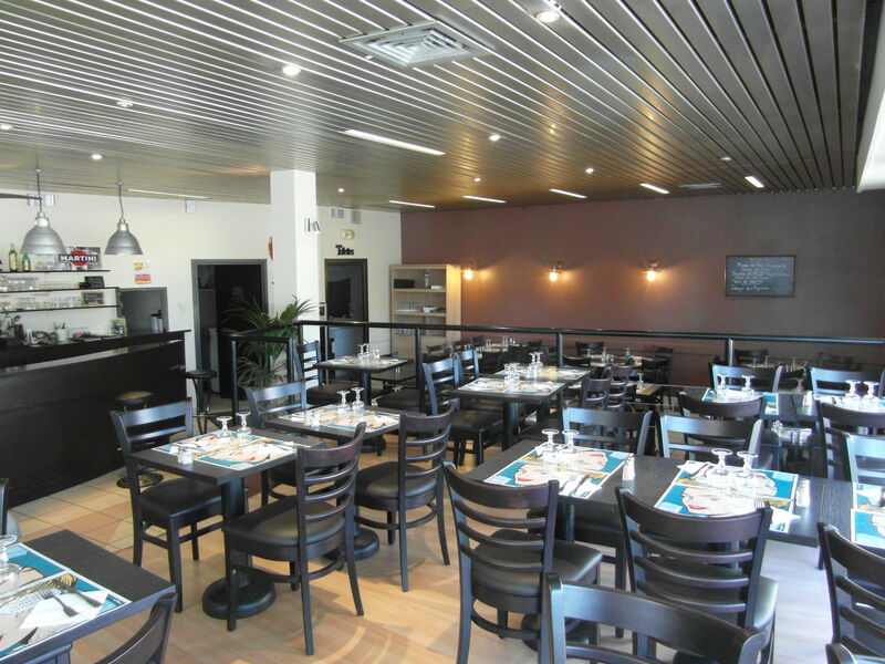 Votre repas dans la salle du Win's