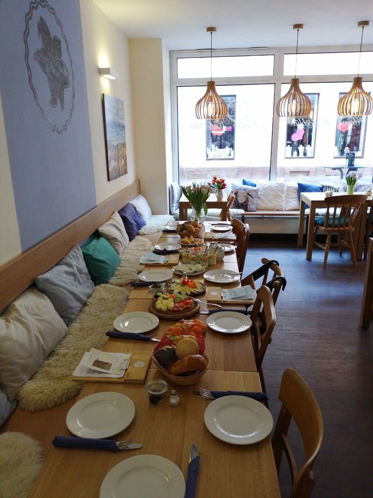 Gerne könnt Ihr auch die Kleine Kaffeeblüte für Eure Feierlichkeiten mieten. 