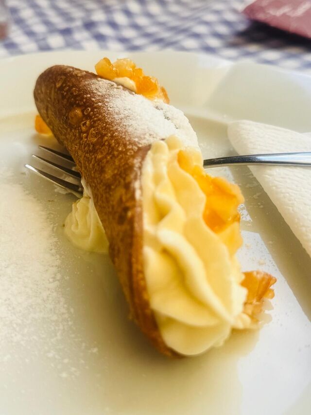 Cannolo Siciliano al limone 