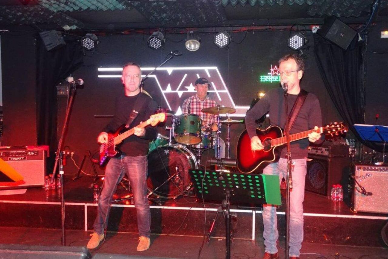 Vermut&Concierto con Vibración