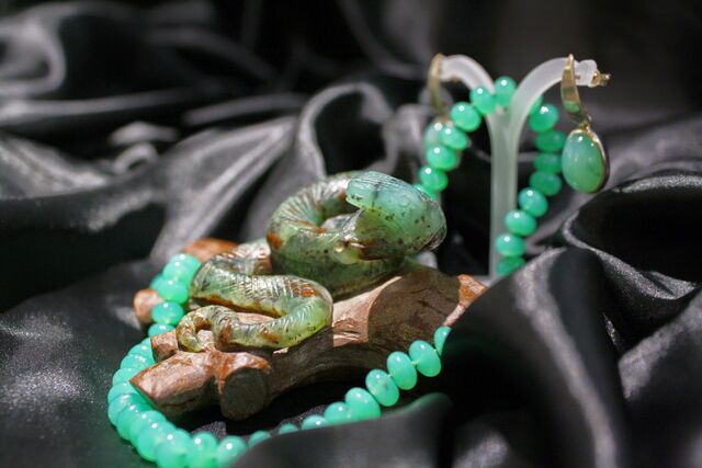 Wunderschöner Schmuck aus Chrysopras