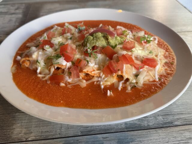 Enchiladas de Pollo / veggie