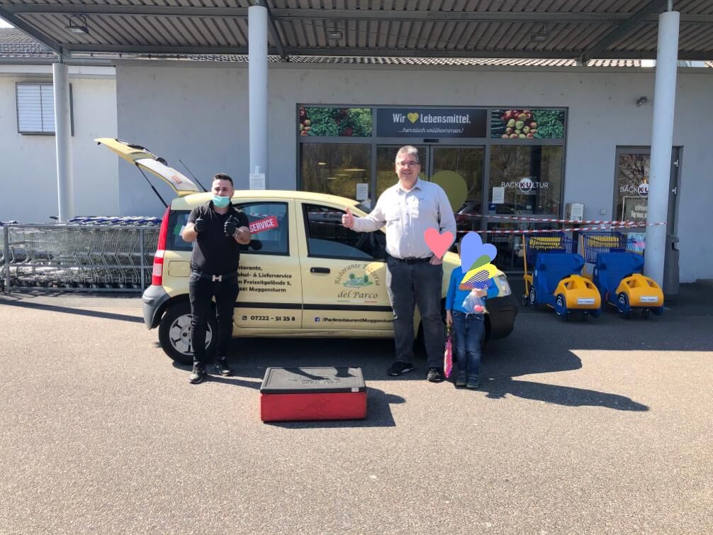 Spenden mit Herz
Während der Coronakrise
An den Edeka Muggensturm
Als Dankeschön für ihre Leistung 