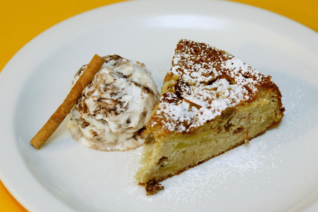 BOLO SICILIANO DE MAÇÃ